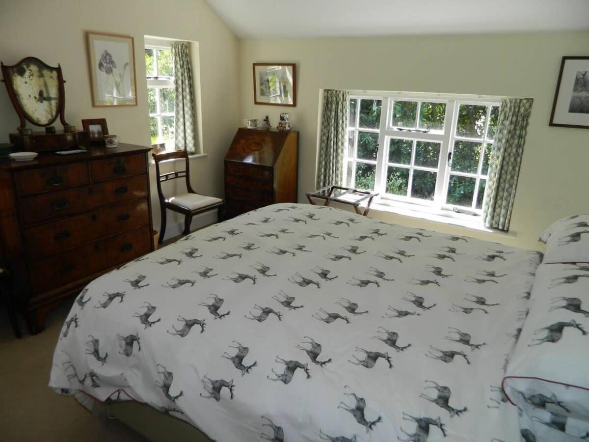 River Cottage A Country Retreat In Wooded Gardens East Stoke  エクステリア 写真