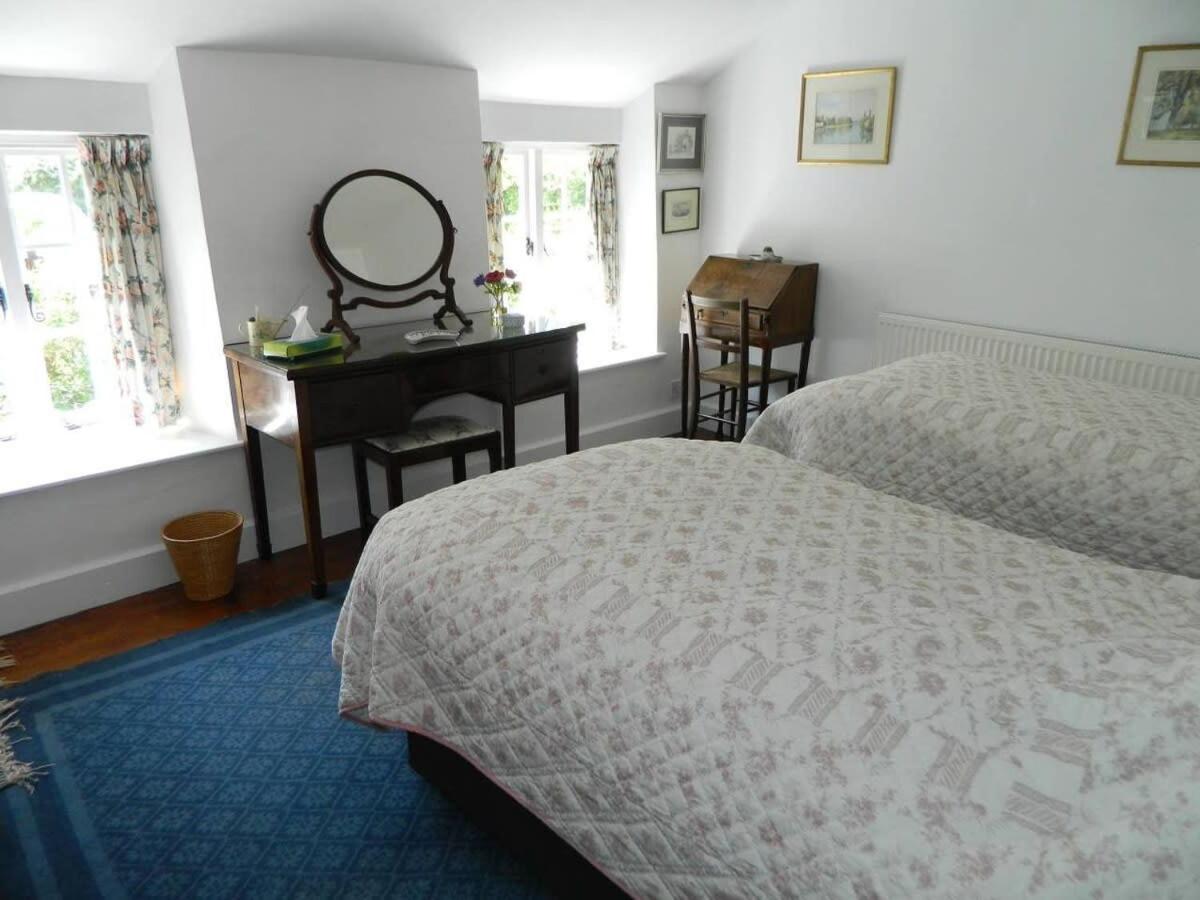 River Cottage A Country Retreat In Wooded Gardens East Stoke  エクステリア 写真